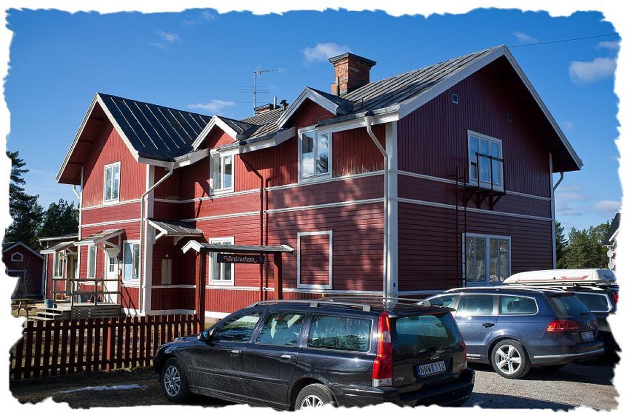 Furudals Vandrarhem Och Sjoecamping Eksteriør billede